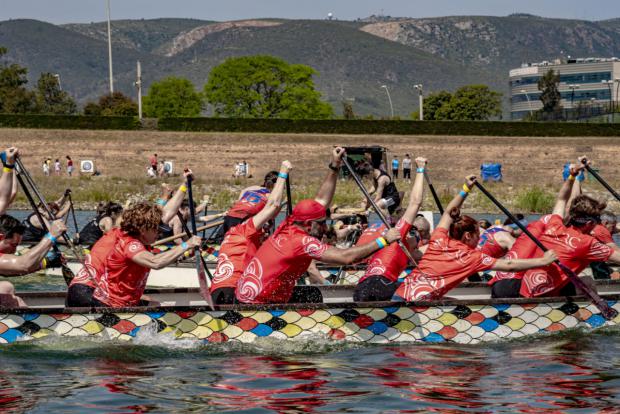 Castelldefels celebra un torneo internacional de Dragon Boat y una semana de actividades deportivas
