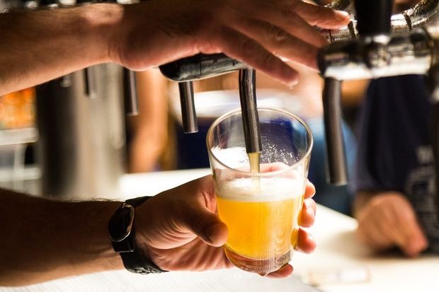 Begues celebra la sexta Feria de la Cerveza Artesana