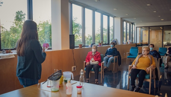 El Prat rinde homenaje a las mujeres que han hecho grande la ciencia