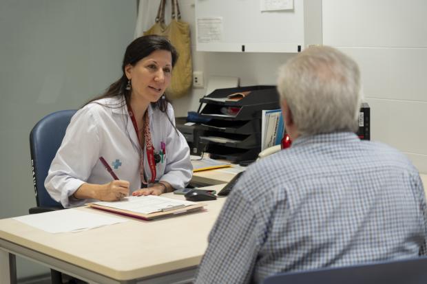 Cirugía robótica, demencias y menos espera: el año clave del Hospital de Bellvitge