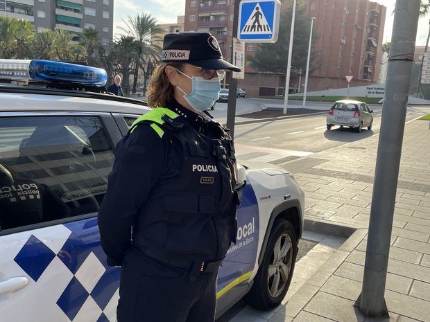 La Policía Local de Sant Andreu de la Barca patrullará con cámaras en los uniformes
