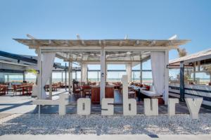 El “Arroz de Castelldefels”, cocina mediterránea con sello Fosbury frente al Mediterráneo