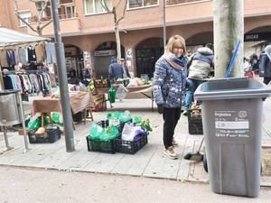 Olesa de Montserrat lanza un nuevo servicio de recogida de residuos en su mercado ambulante
