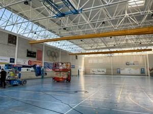 Inician obras para reforzar el pabellón e instalar paneles solares en Sant Esteve Sesrovires