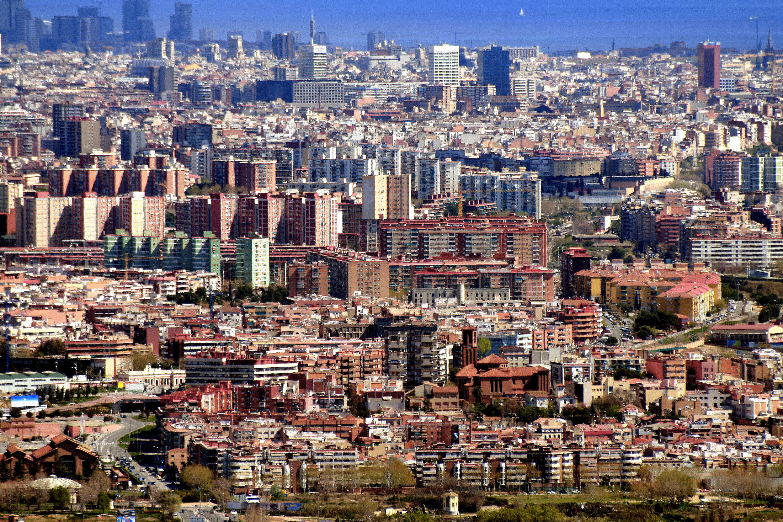 Crecen las compraventas inmobiliarias un 11,5% en L'Hospitalet y el Baix
