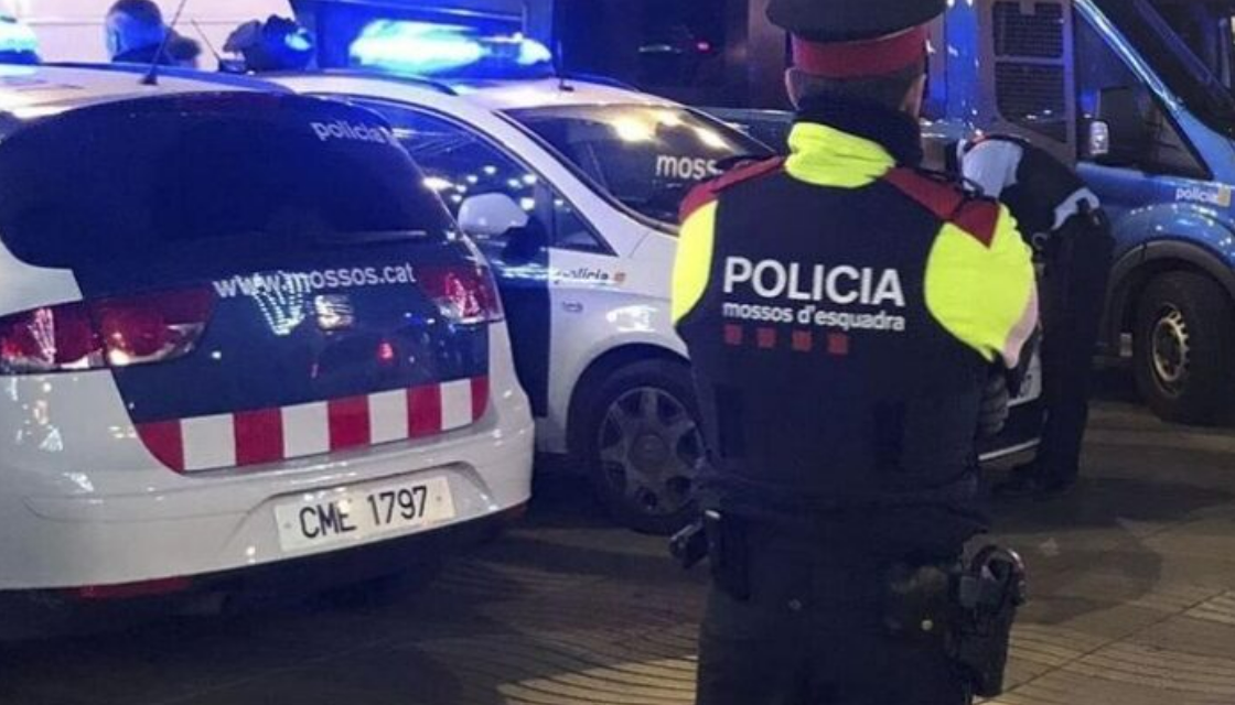 Increíble pelea callejera en Cornellà: dos arrestados y una víctima