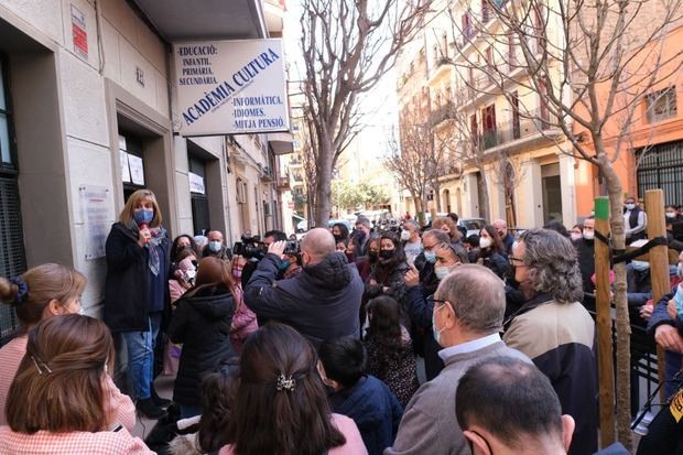 Núria Marín afirma que exigirá a quien sea necesario por mantener abierta la Academia Cultura de L'Hospitalet