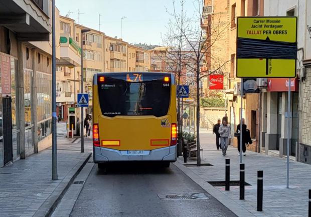 ¡Aviso para usuarios! Cambios en el principal eje de los autobuses de Sant Boi