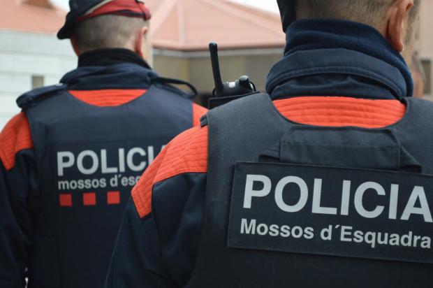 Detenido un hombre de 42 años en Olesa por atracar el mismo estanco tres veces