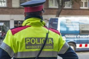 Detenidos dos falsos revisores del gas que desvalijaban a ancianas en L’Hospitalet y Esplugues