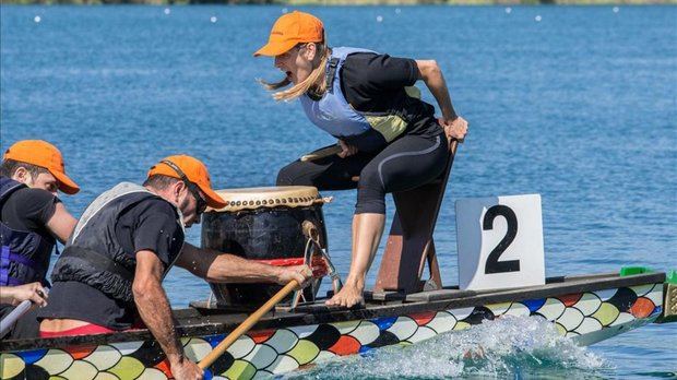 El Canal Olímpico de Castelldefels acoge el Dragon Boat solidario contra el cáncer