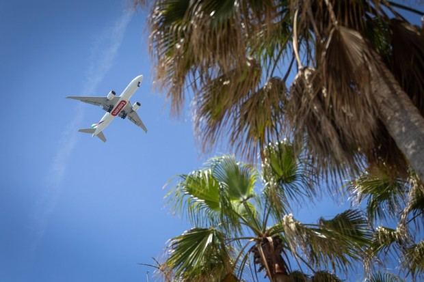 Castelldefels denuncia el aumento de vuelos diurnos a partir de enero de 2026