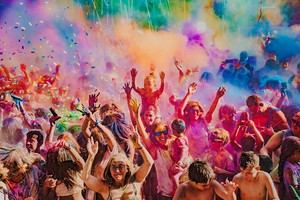 El Holi Festival llenará de color la plaza de les Cultures de Martorell