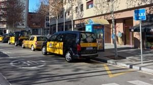 El Prat amplía su flota de taxis adaptados para mejorar la movilidad de personas con discapacidad