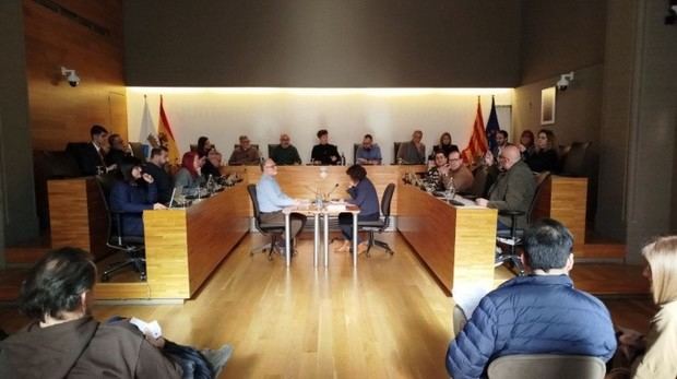 El Prat aprueba su presupuesto para 2026 y refuerza servicios sociales