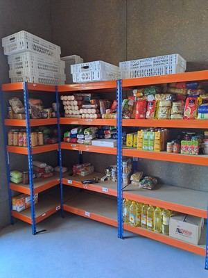 Santa Coloma de Cervelló apoya a 29 familias vulnerables con Aliments Solidaris