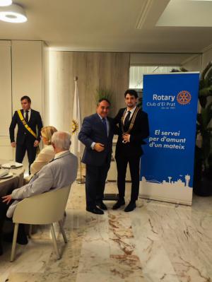 El Rotary Club del Prat inicia una nueva etapa con relevo generacional