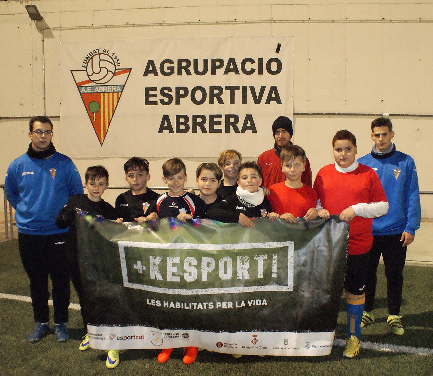El programa +KESPORT forma persones a través del futbol