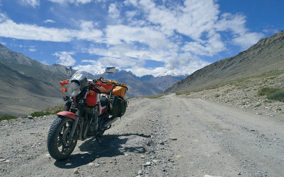 Libertad y aventura: ‘Cinco viajes en moto’