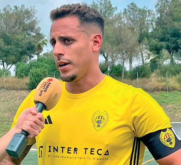 Camisetas hipotecarias sin intereses en 'La Coope': cuando el patrocinador el un hincha más