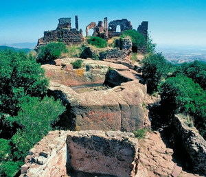 El Castell de l’Eramprunyà se edificó sobre ruinas de la Edad de Bronce