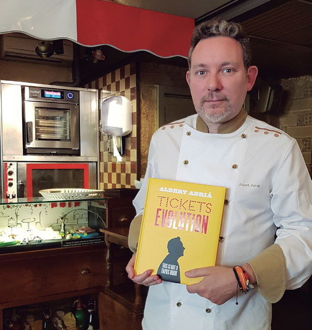 El chef hospitalense Albert Adrià plasma en un segundo libro la metamorfosis del ‘Tickets’