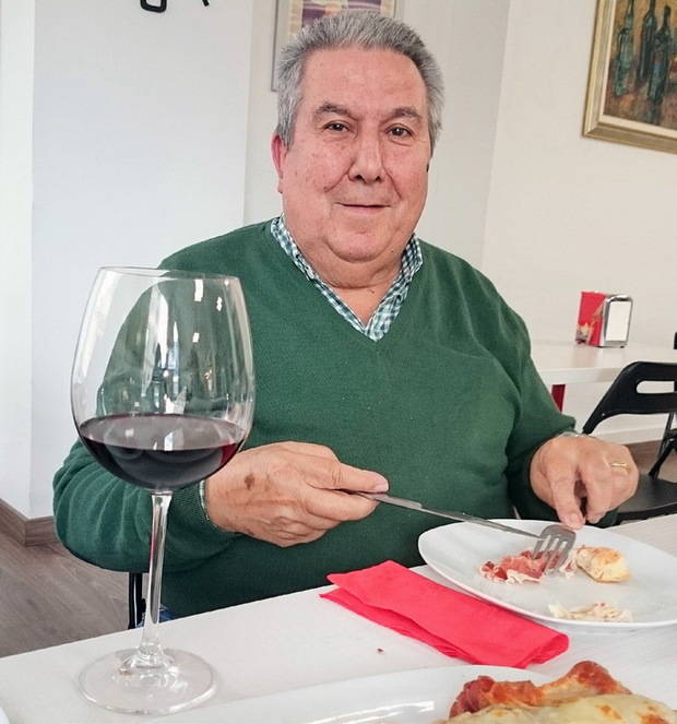 El chef del mesón de Can Baldiri abre el restaurante Novo Hórreo en Sant Boi