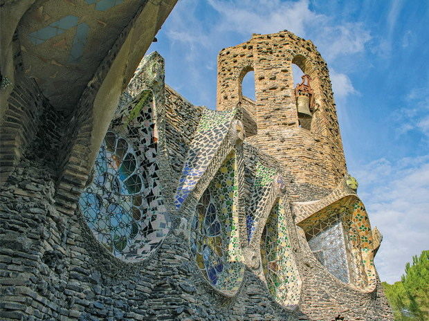 La Colonia Güell, un laboratorio de pruebas para la Sagrada Familia