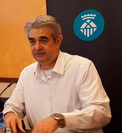 Els partits de L’Hospitalet celebren la immolació del Consell Comarcal