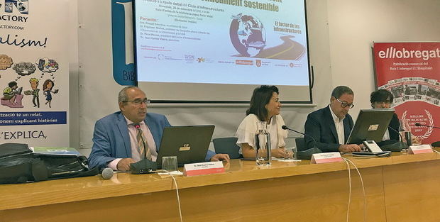 La alcaldesa de Gavà, Raquel Sánchez, expone su modelo de ciudad sostenible desde una visión metropolitana