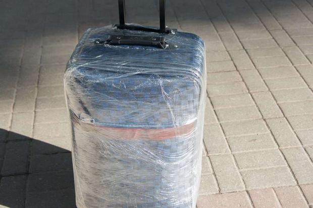 Una operación conjunta acaba con las peleas de 'los piratas del retractilado' en el Aeropuerto