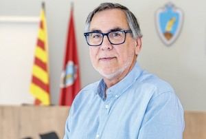 Enric Carbonell dejará la alcaldía de Sant Esteve Sesrovires tras casi 20 años en el cargo