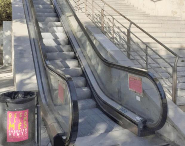 Escaleras de la Avinguda de L'Eramprunyà (Gavà)