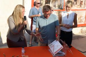 Martorell coloca la primera piedra de la Residència del Riu para personas con discapacidad intelectual