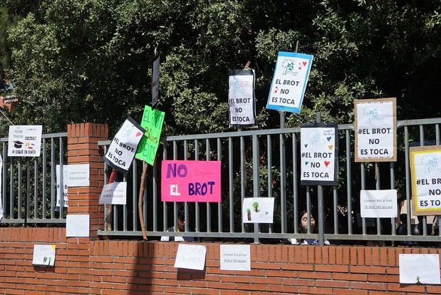 El consistorio de Sant Joan Despí defiende la educación de la escuela El Brot