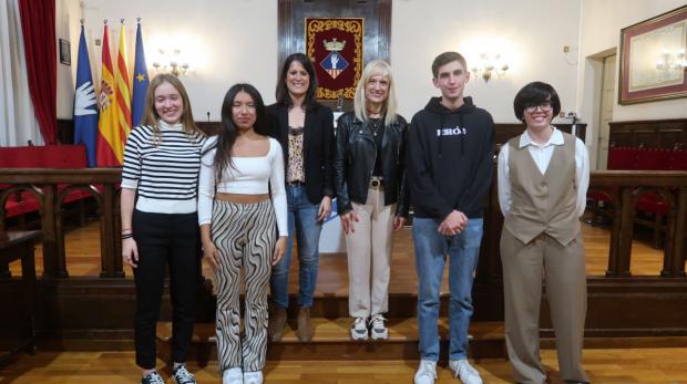 Premio a la excelencia académica. Cuatro estudiantes destacados en las PAU en Esplugues