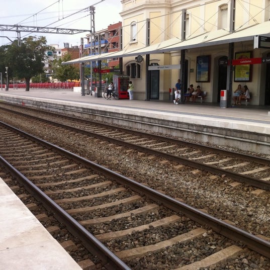 Adjudicada la licitación del proyecto de la nueva estación Castelldefels- Barcelona