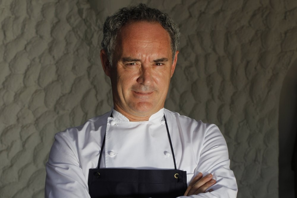 Castelldefels homenajeará a Ferran Adrià con una 'estrella' en la ciudad donde comenzó su carrera