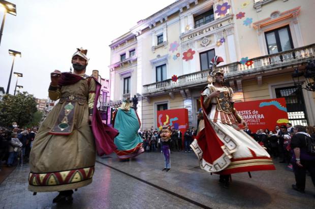 Las calles de L'Hospitalet rebosarán cultura y espectáculo durante las Fiestas de Primavera