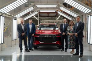 Pere Navarro chequea el avance de la reindustrialización de la antigua planta de Nissan, rebautizada como EBRO FACTORY