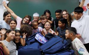 Mochilas contra la desigualdad: así acompaña la Fundación ”la Caixa” a miles de niños en riesgo de pobreza