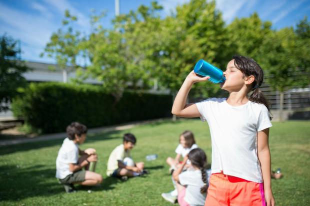 Gasol Foundation y Aigües de Barcelona renuevan su alianza para impulsar el consumo de agua en escuelas del área metropolitana