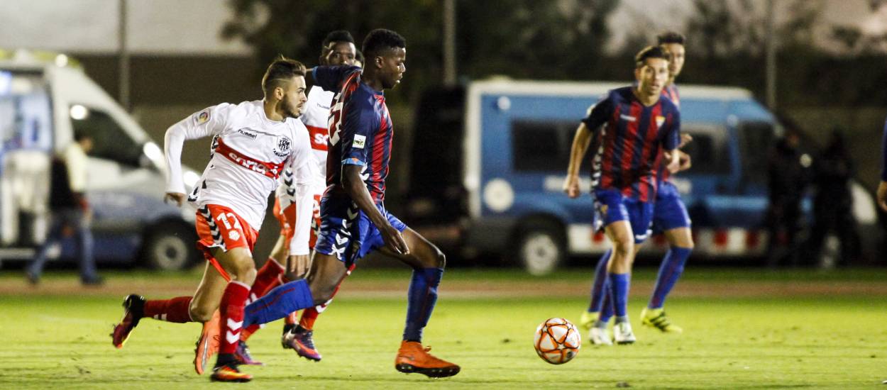 El Gavà cau als penals a les semifinals de la Copa Catalunya