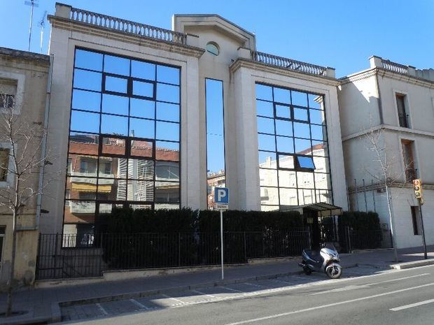 Sede de los Servicios Territoriales de Educación del Baix Llobregat (Sant Feliu)