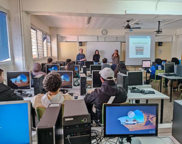 Gornal Activa ofrece charlas de orientación laboral al alumnado de FP de L'Hospitalet