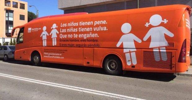 Imagen del bus de la nueva campaña de 'Hazte Oír'