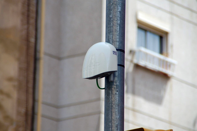 L'Hospitalet instala sensores que medirán las condiciones ambientales de todos los barrios