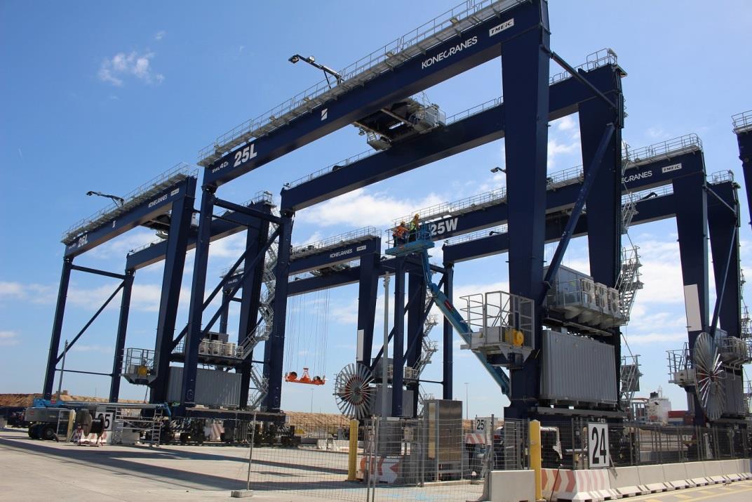 La terminal de Hutchison del puerto aumenta su capacidad