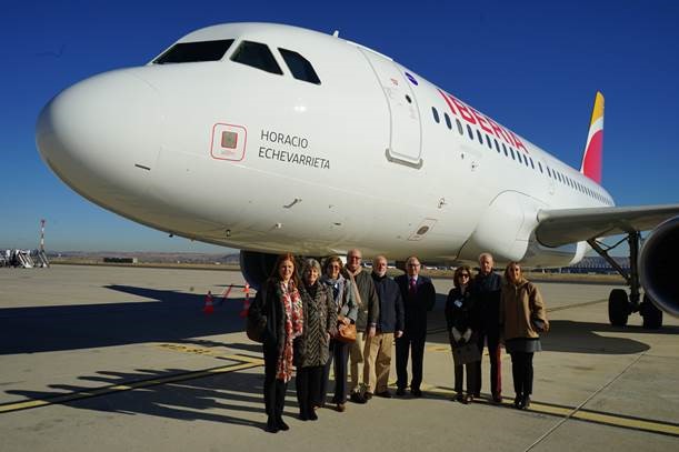 Iberia celebra los 90 años en El Prat, que sigue creciendo y ya suma más de 44 millones de pasajeros