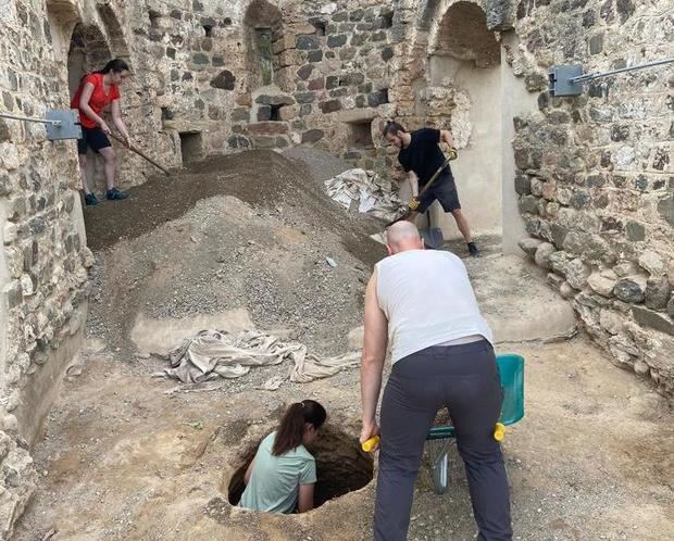 Comienza la primera campaña de excavación arqueológica en el Castillo de Voltrera